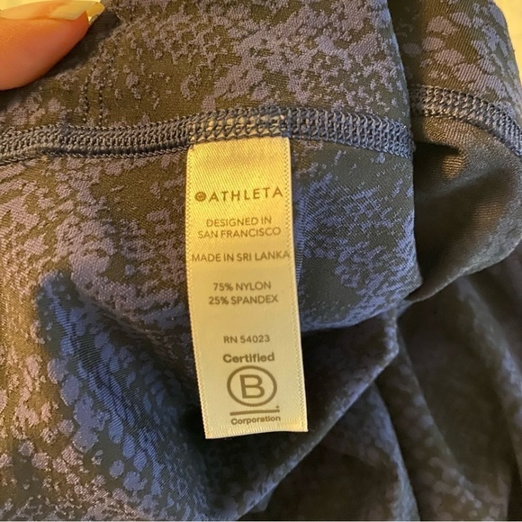 Athleta Ultimate 7/8 Tight Blue Snake Print size 3X‎ - Picture 7 of 10
